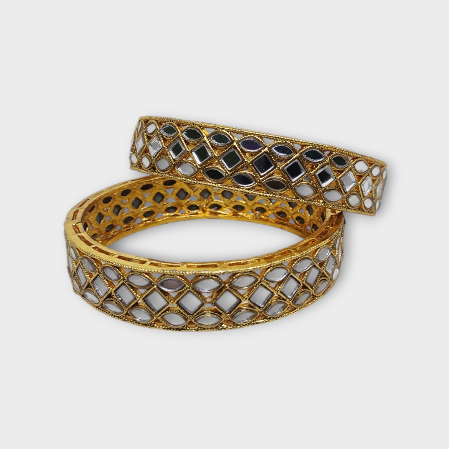 Mazak Metal Bangle/Kangan, Pack of 1 Pair (2 Pieces), Gold Tone - Image 2